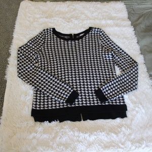 Black & White Hounds Tooth Sweater
